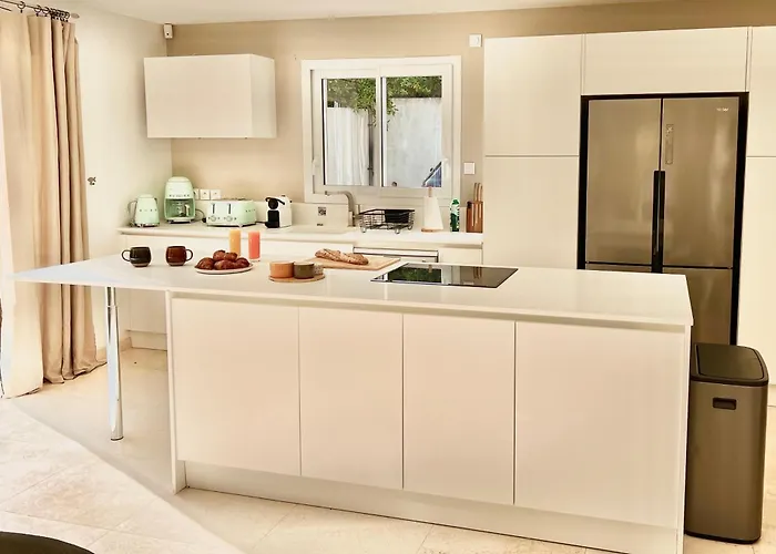 ヴィラ La Blanche